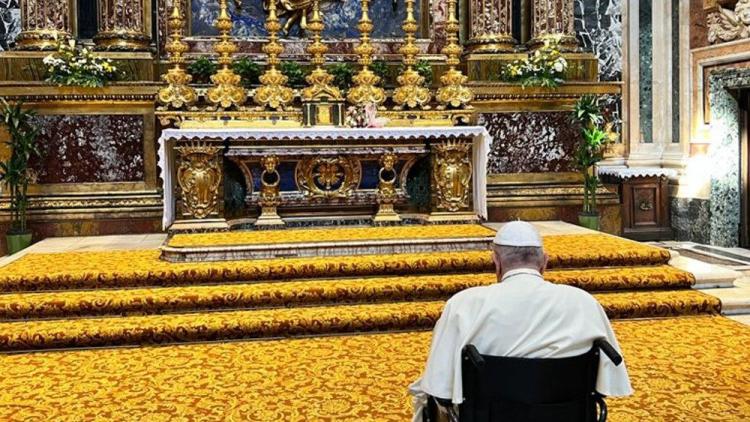 El Papa encomienda a la Virgen María su "peregrinación penitencial" a Canadá El Papa encomienda a la Virgen María su "peregrinación penitencial" a Canadá