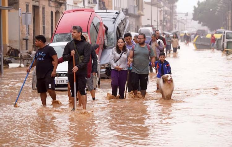 El Papa expresa su solidaridad con el pueblo valenciano, afectado por las inundaciones El Papa expresa su solidaridad con el pueblo valenciano, afectado por las inundaciones