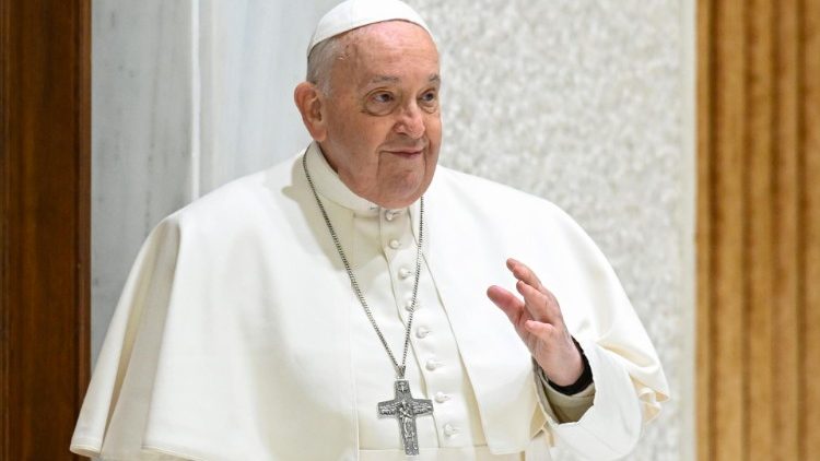 El Papa Francisco cancela las audiencias del día por una gripe leve El Papa Francisco cancela las audiencias del día por una gripe leve