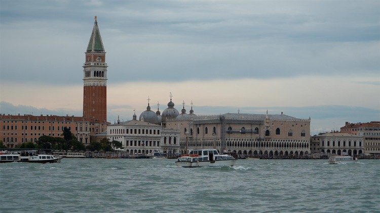 El Papa Francisco visitará la Bienal de Arte de Venecia en abril El Papa Francisco visitará la Bienal de Arte de Venecia en abril