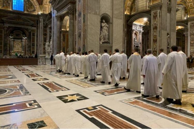 El Papa inaugurará un Simposio Internacional sobre el sacerdocio El Papa inaugurará un Simposio Internacional sobre el sacerdocio