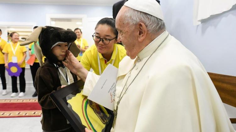 El Papa inauguró la 'Casa de la Misericordia' en Mongolia