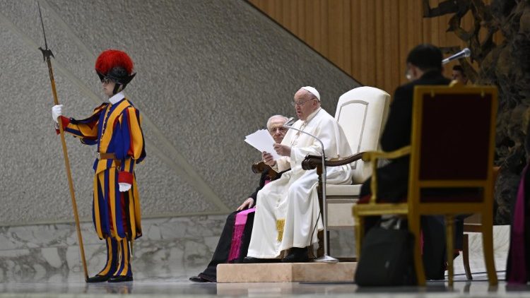 El Papa: 'La fe es el primer don de la vida cristiana' El Papa: 'La fe es el primer don de la vida cristiana'