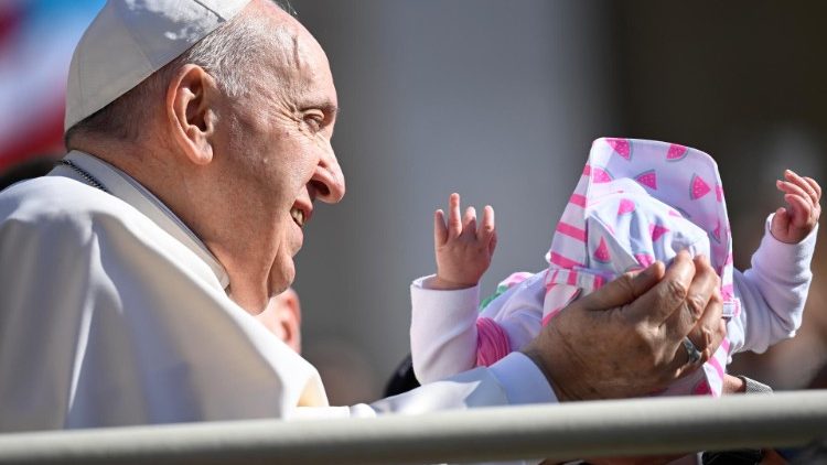 El Papa: La verdadera herencia que dejamos es el bien hecho y sembrado El Papa: La verdadera herencia que dejamos es el bien hecho y sembrado