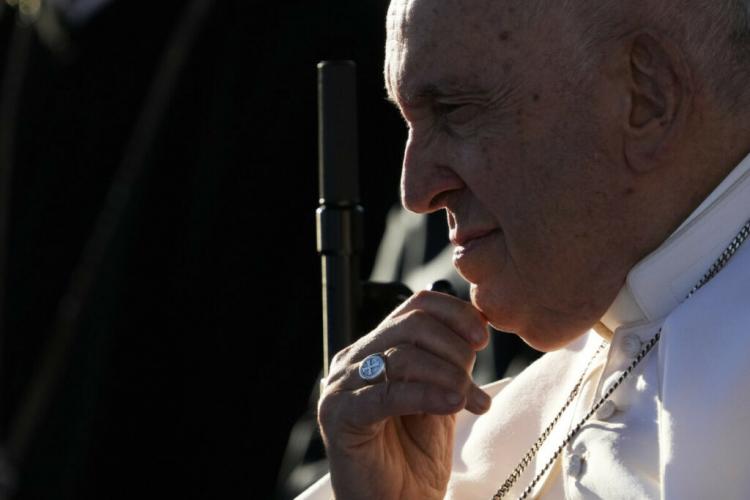 El Papa lamenta la matanza de inocentes que todavía hay en el mundo de hoy El Papa lamenta la matanza de inocentes que todavía hay en el mundo de hoy