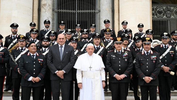 El Papa lamentó que la justicia sea a menudo 'pisoteada' El Papa lamentó que la justicia sea a menudo 'pisoteada'