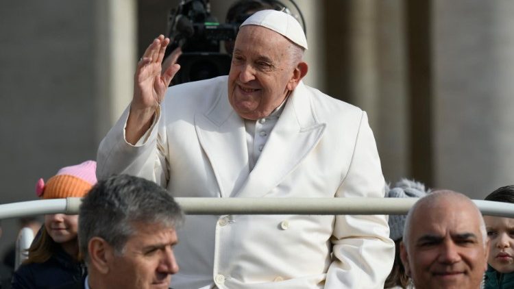 El Papa llamó a redescubrir las virtudes en estos 'tiempos dramáticos' El Papa llamó a redescubrir las virtudes en estos 'tiempos dramáticos'