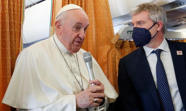 El Papa no descarta un posible viaje a Kiev: "Está sobre la mesa" El Papa no descarta un posible viaje a Kiev: "Está sobre la mesa"