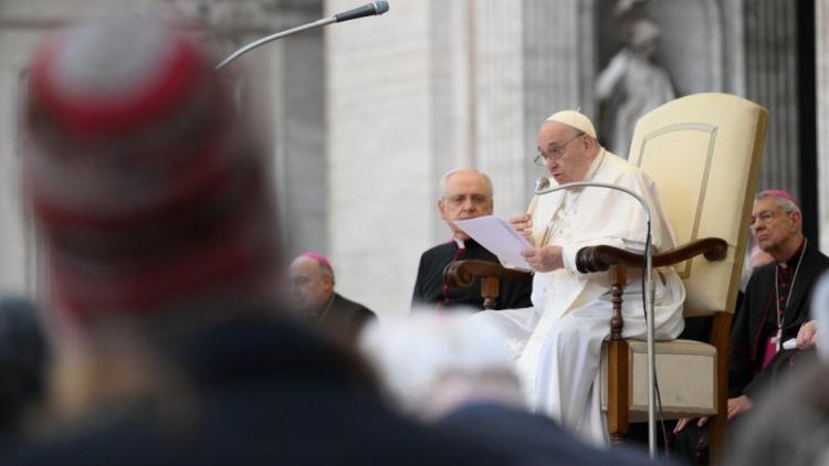 El Papa: No tener miedo a la desolación, sino encontrar en ella el corazón de Cristo El Papa: No tener miedo a la desolación, sino encontrar en ella el corazón de Cristo