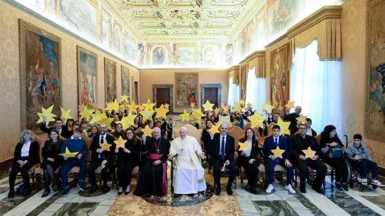 El Papa, a niños de Acción Católica: 'No perder la mística ni la alegría' El Papa, a niños de Acción Católica: 'No perder la mística ni la alegría'