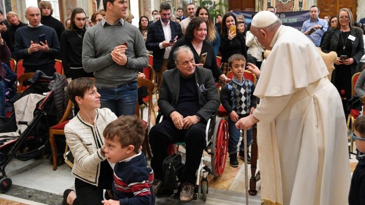 El Papa pidió políticas de inclusión para personas con enfermedades raras El Papa pidió políticas de inclusión para personas con enfermedades raras