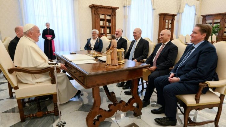 El Papa recibió una propuesta de paz para Tierra Santa concebida por palestinos e israelíes El Papa recibió una propuesta de paz para Tierra Santa concebida por palestinos e israelíes