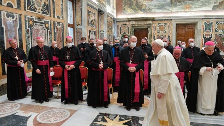 El Papa ratifica el compromiso de la Iglesia para dar justicia a las víctimas de abusos El Papa ratifica el compromiso de la Iglesia para dar justicia a las víctimas de abusos