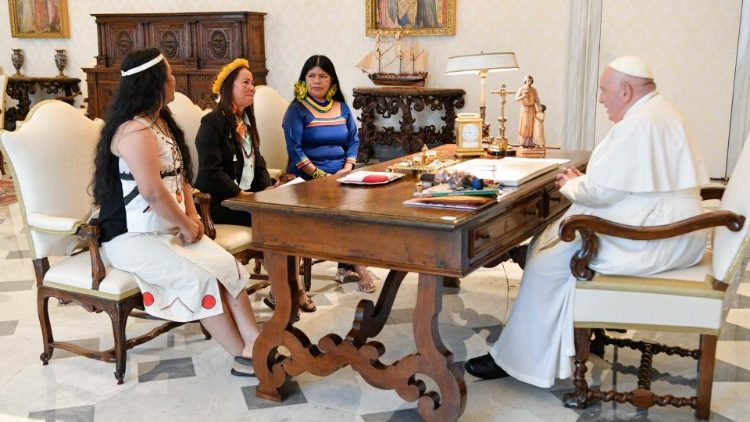 El Papa recibe a representantes de la Conferencia Eclesial de la Amazonía El Papa recibe a representantes de la Conferencia Eclesial de la Amazonía