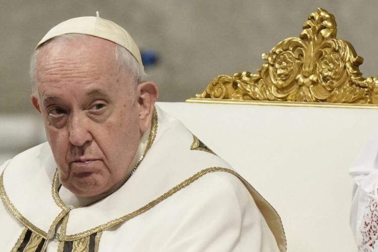 El Papa responde a las 'dudas' de cinco cardenales