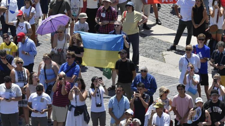 El Papa urge a que "no se enfríe" la preocupación por la guerra en Ucrania El Papa urge a que "no se enfríe" la preocupación por la guerra en Ucrania