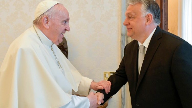 El Papa valoró el trabajo de Hungría en la acogida de refugiados ucranianos El Papa valoró el trabajo de Hungría en la acogida de refugiados ucranianos
