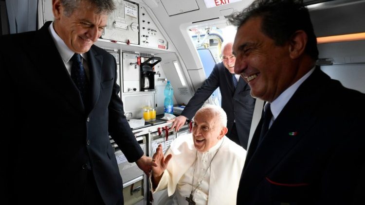 El Papa viajó a Marsella 'para promover caminos de colaboración e integración' El Papa viajó a Marsella 'para promover caminos de colaboración e integración'