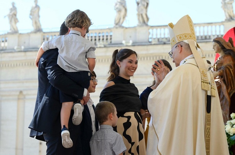 El pedido del Papa a la Iglesia: salir al encuentro de las familias alejadas de Dios El pedido del Papa a la Iglesia: salir al encuentro de las familias alejadas de Dios