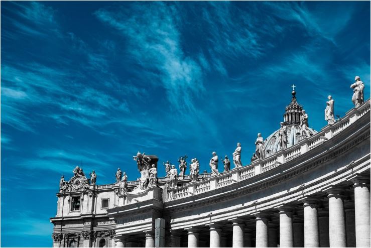 El Santo Padre crea la Institución "Domus Vaticanae" El Santo Padre crea la Institución "Domus Vaticanae"