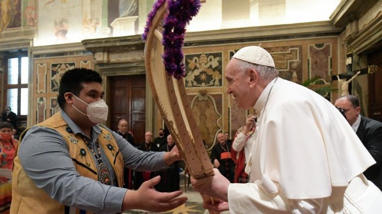El Vaticano confirma el viaje de Francisco a Canadá a fines de julio El Vaticano confirma el viaje de Francisco a Canadá a fines de julio