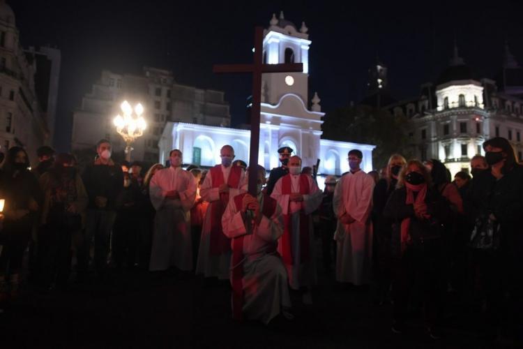 El Viacrucis de la Ciudad por las calles porteñas