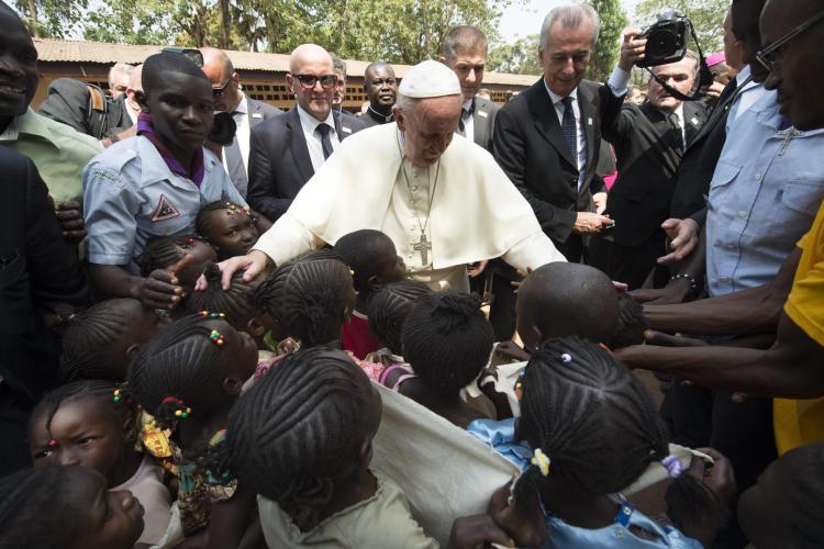 Vocero del episcopado lamenta el silencio de los medios sobre el viaje del Papa a África