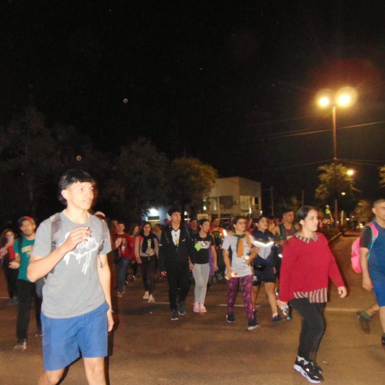 Emotiva peregrinación juvenil al santuario de Santa María del Yguazú Emotiva peregrinación juvenil al santuario de Santa María del Yguazú