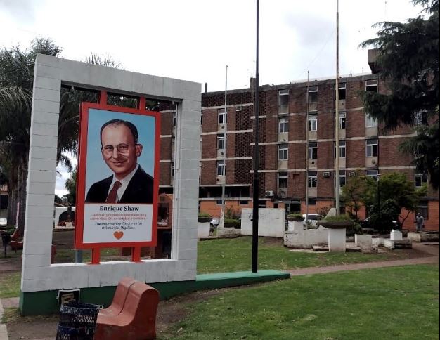 Emplazan una imagen del venerable Enrique Shaw en Berazategui Emplazan una imagen del venerable Enrique Shaw en Berazategui