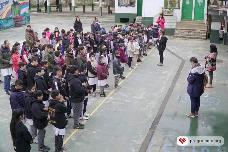 En el Día del Niño, el Programa Fe anima a colaborar con una escuela del Delta En el Día del Niño, el Programa Fe anima a colaborar con una escuela del Delta