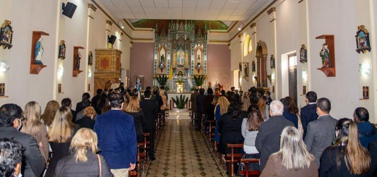 En el templo histórico de Paclín, Mons. Urbanc llamó a construir la unión nacional En el templo histórico de Paclín, Mons. Urbanc llamó a construir la unión nacional