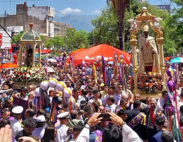Fiesta de San Nicolás: Mons. Braida pidió que 'el Tinkunaco sea todos los días' Fiesta de San Nicolás: Mons. Braida pidió que 'el Tinkunaco sea todos los días'
