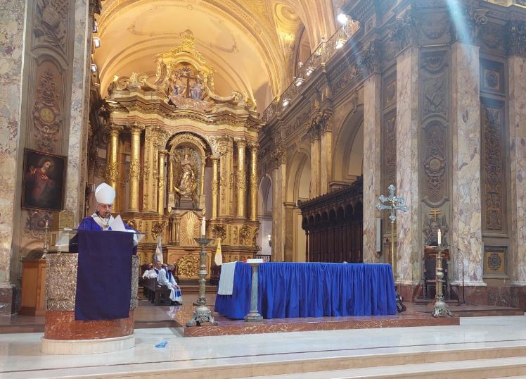 En la Misa por la Educación, el Card. Poli llamó a un pacto social centrado en la paz En la Misa por la Educación, el Card. Poli llamó a un pacto social centrado en la paz