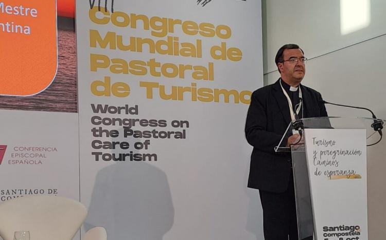 En Santiago de Compostela, Mons. Mestre ofreció claves para una Pastoral de Turismo "en salida" En Santiago de Compostela, Mons. Mestre ofreció claves para una Pastoral de Turismo "en salida"