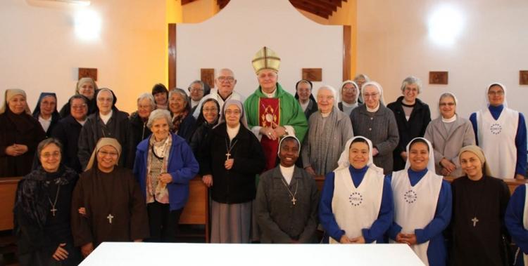 Encuentro de la vida consagrada en la diócesis de Nueve de Julio Encuentro de la vida consagrada en la diócesis de Nueve de Julio