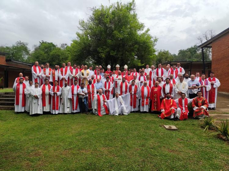 Encuentro de sacerdotes de la triple frontera en Puerto Iguazú Encuentro de sacerdotes de la triple frontera en Puerto Iguazú
