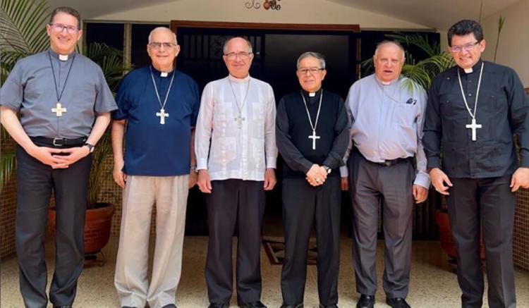 Simbólico encuentro en la frontera de obispos colombianos y venezolanos