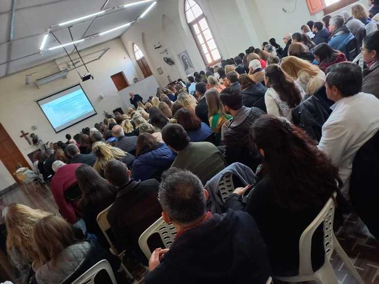 Encuentro entre equipos de gestión y conducción de escuelas católicas en Gualeguaychú Encuentro entre equipos de gestión y conducción de escuelas católicas en Gualeguaychú