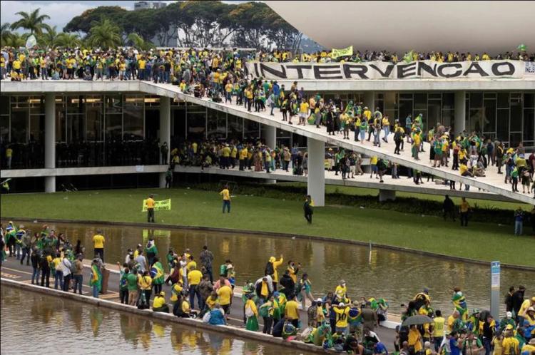El episcopado brasileño condenó los ataques criminales contra el Estado democrático