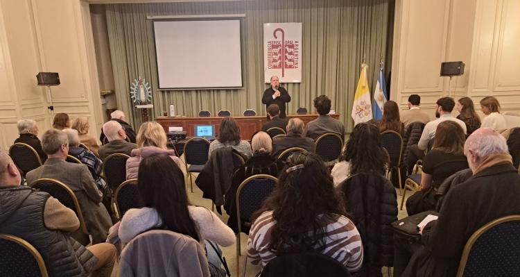 Episcopado: los obispos agradecieron a los periodistas por su labor cotidiana Episcopado: los obispos agradecieron a los periodistas por su labor cotidiana