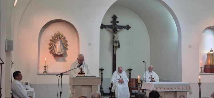 Episcopado: los obispos siguen en oración las votaciones del cónclave Episcopado: los obispos siguen en oración las votaciones del cónclave