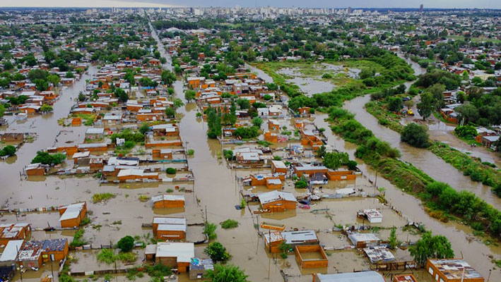 Mons. Azpiroz en el aniversario de Bahía Blanca: 'Estar es amar con firmeza' Mons. Azpiroz en el aniversario de Bahía Blanca: 'Estar es amar con firmeza'