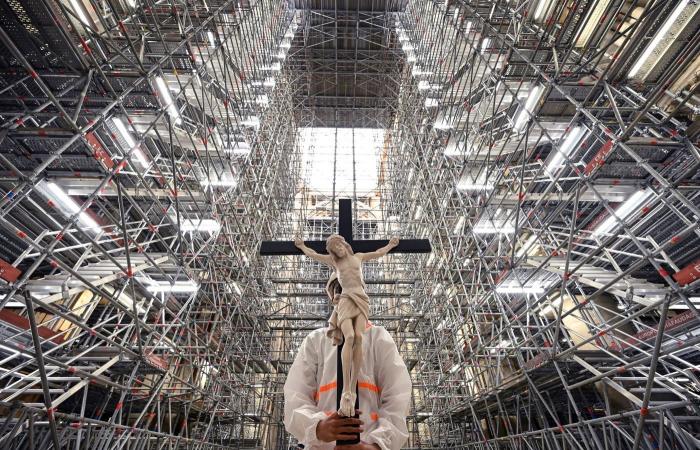 Evaluarán propuestas de artistas para la reconstrucción de Notre Dame Evaluarán propuestas de artistas para la reconstrucción de Notre Dame