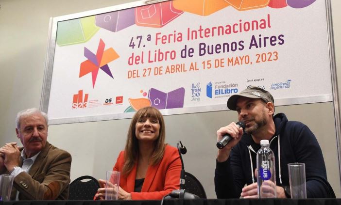 Feria del Libro: presentaron una película sobre el papa Francisco Feria del Libro: presentaron una película sobre el papa Francisco