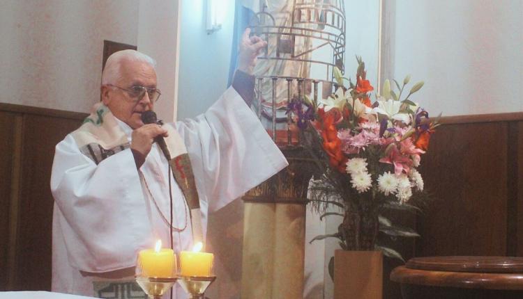 Falleció un sacerdote muy querido por la comunidad de San Martín Falleció un sacerdote muy querido por la comunidad de San Martín