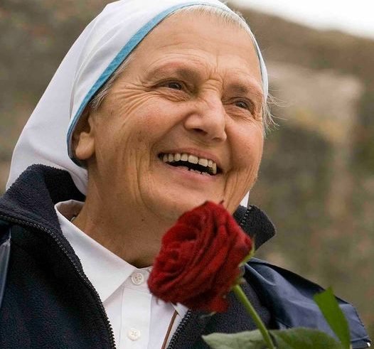Falleció en Italia la Madre Elvira, fundadora de la Comunidad Cenáculo