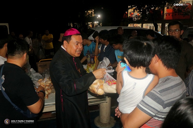 Filipinas: La Iglesia se movilizó en ayuda de las víctimas del monzón Filipinas: La Iglesia se movilizó en ayuda de las víctimas del monzón