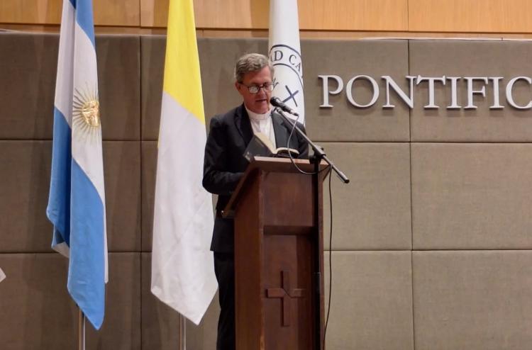 Foro de Educación: Mons. García Cuerva animó a 'no bajar los brazos' y a la esperanza Foro de Educación: Mons. García Cuerva animó a 'no bajar los brazos' y a la esperanza