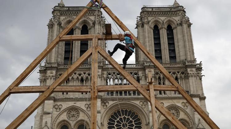 Francia: la restauración de Notre Dame entra en su recta final