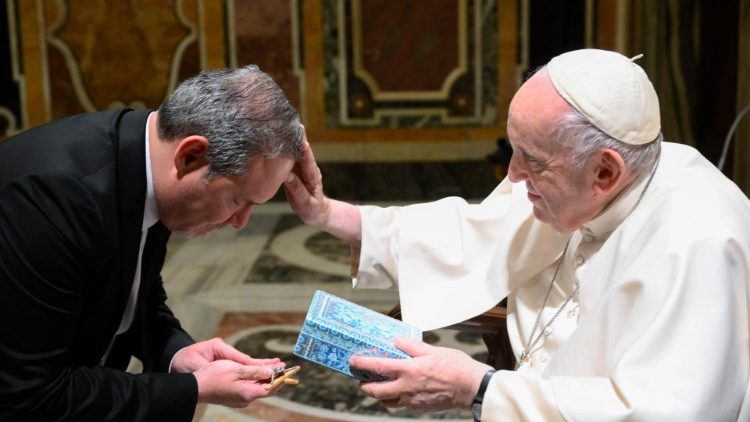 Francisco: 'Cada día es Navidad' Francisco: 'Cada día es Navidad'